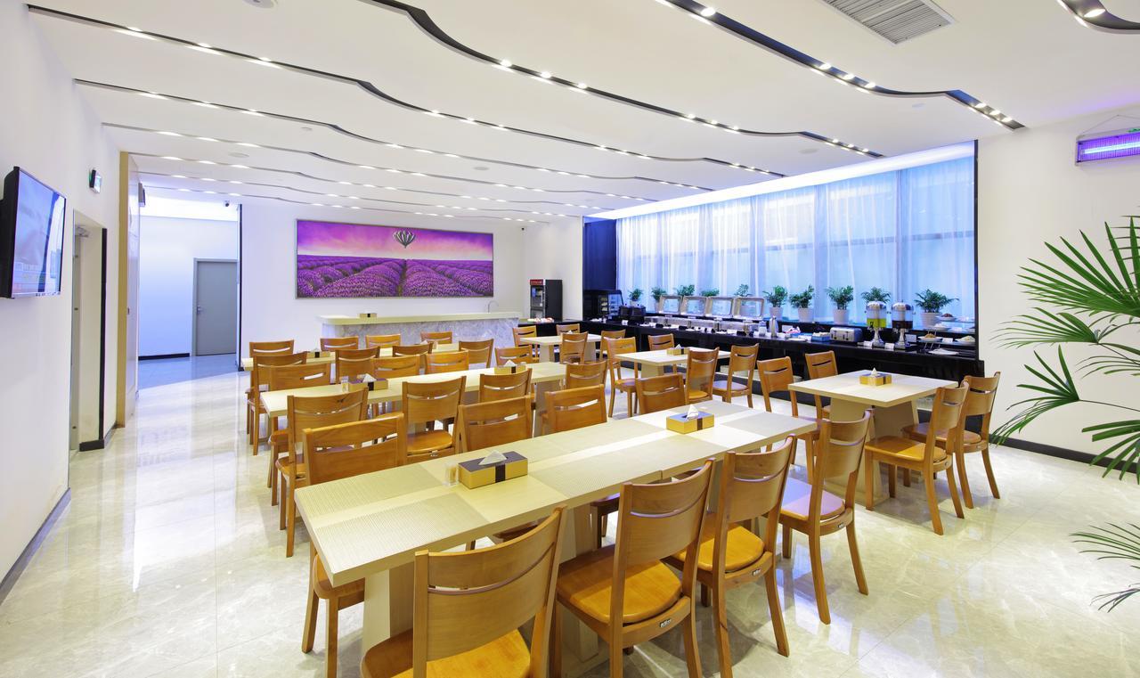 Lavande Hotel Foshan Yiwu Commodities City Exteriör bild