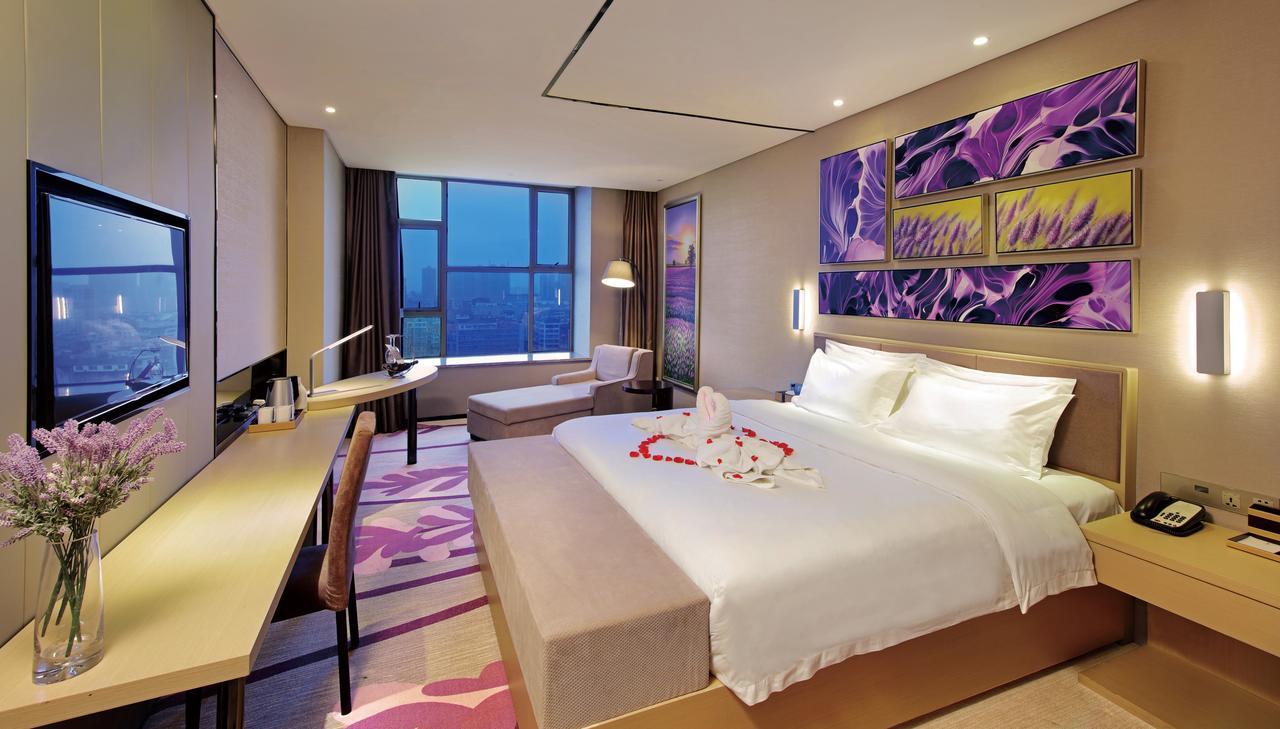Lavande Hotel Foshan Yiwu Commodities City Exteriör bild