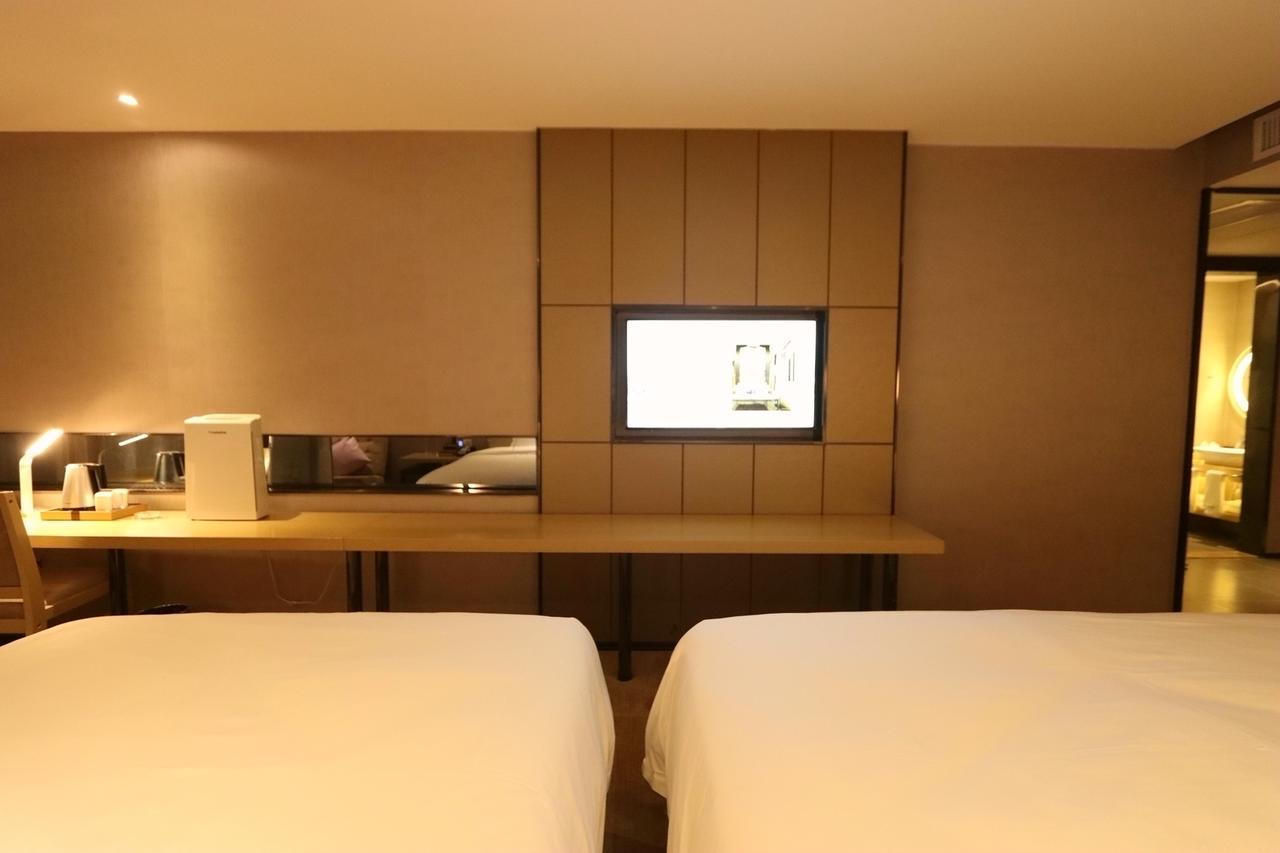 Lavande Hotel Foshan Yiwu Commodities City Exteriör bild